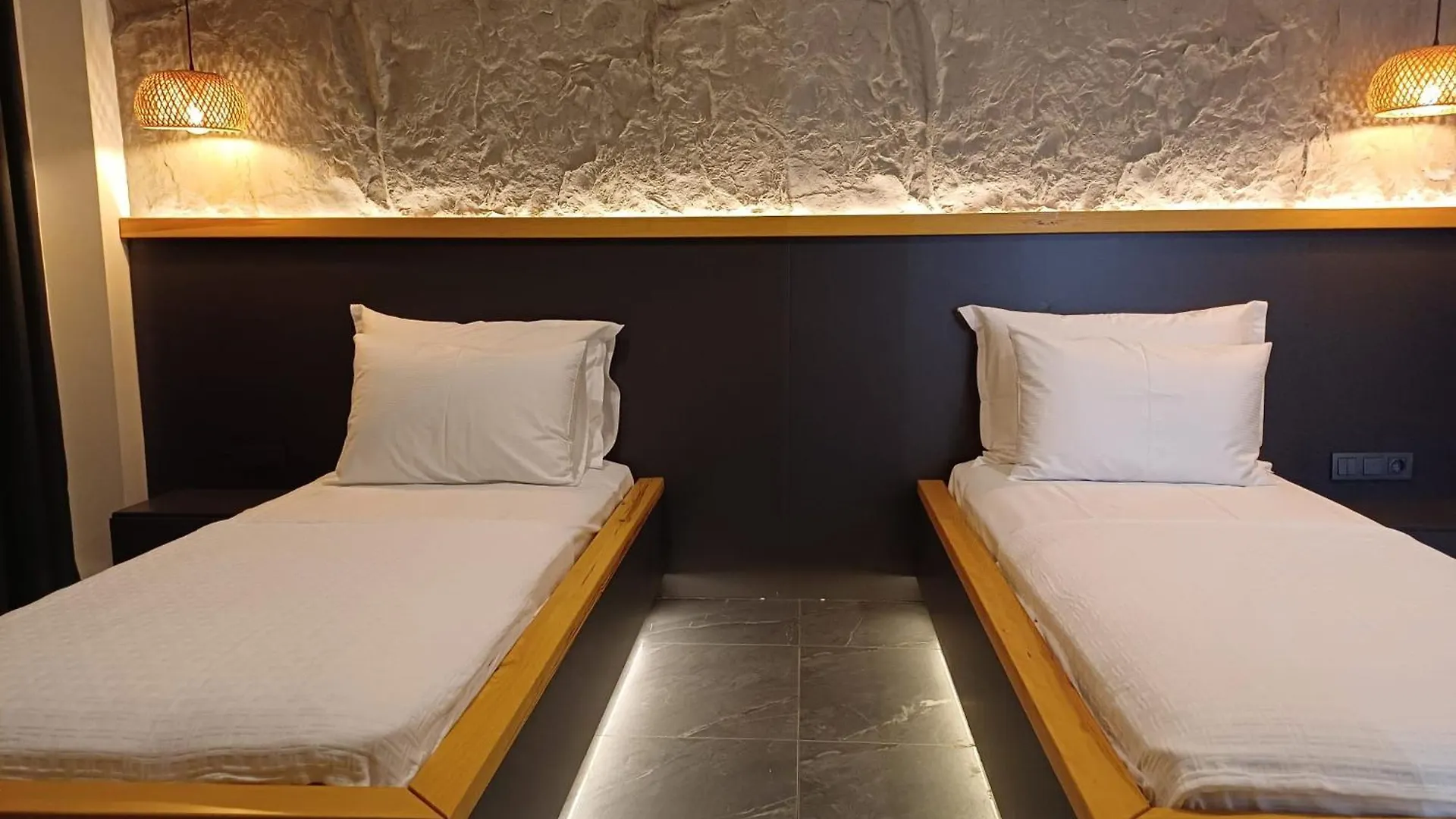 Surga Alacati Çeşme